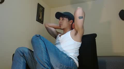 Snapshot of angelhil chatting on 02-26-25, 03:32 Angel of littlebandido online show from 02-26-25, 03:32