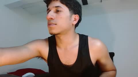 Snapshot of angelhil chatting on 10-08-25, 02:31 Angel of littlebandido online show from 10-08-25, 02:31