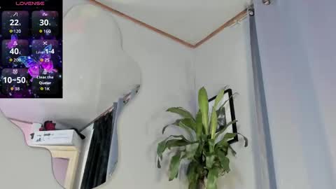 Snapshot of angeli_sexi chatting on 10-31-25, 12:33 Carolina online show from 10-31-25, 12:33