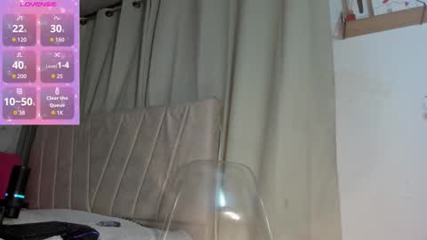 Snapshot of angeli_sexi chatting on 11-09-25, 11:58 Carolina online show from 11-09-25, 11:58