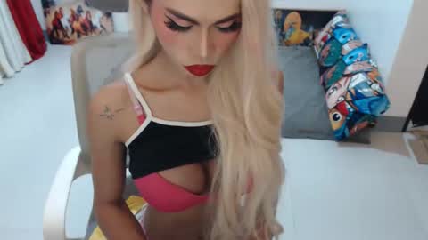 DIVINE ANGEL online show from 11-19-25, 11:16