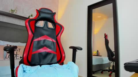 A N G E L I C A online show from 01-28-25, 03:14