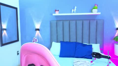 A N G E L I C A online show from 10-07-25, 12:13