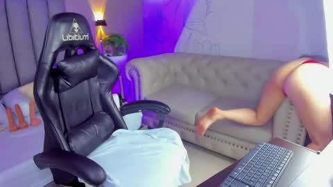 A N G E L I C A online show from 04-22-26, 07:15