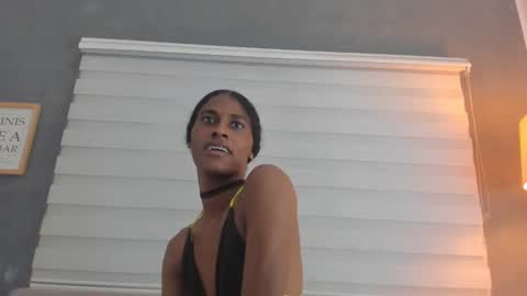 Snapshot of angelica_sexy1 chatting on 12-11-24, 07:25 angelica_sexy1 online show from 12-11-24, 07:25