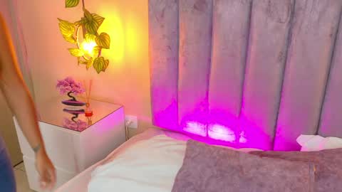 angelicaa_garcia online show from 05-08-26, 11:59