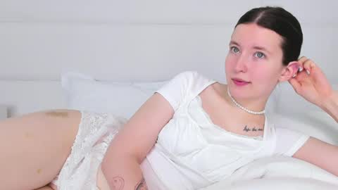 Angelic online show from 02-09-25, 02:49