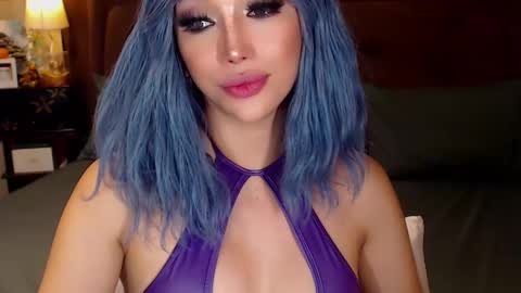 Snapshot of angelicqueents chatting on 02-10-25, 02:59 MS. AMALIA online show from 02-10-25, 02:59