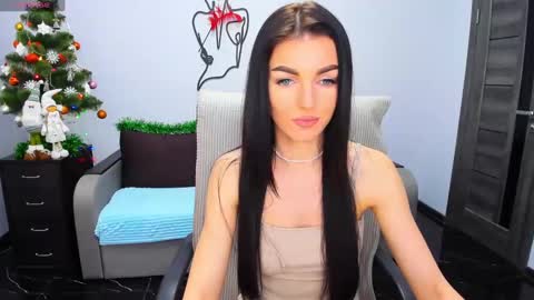 Angelina online show from 12-28-24, 12:45