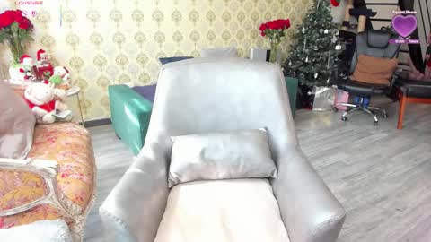 angelina_class_7 online show from 12-18-25, 03:07