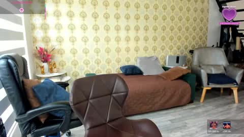 angelina_class_7 online show from 04-19-26, 03:33