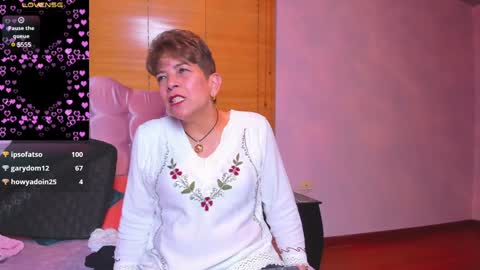 Snapshot of angelina_stone_65 chatting on 01-06-25, 10:05 Angelina online show from 01-06-25, 10:05
