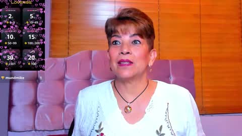Snapshot of angelina_stone_65 chatting on 01-26-25, 07:20 Angelina online show from 01-26-25, 07:20