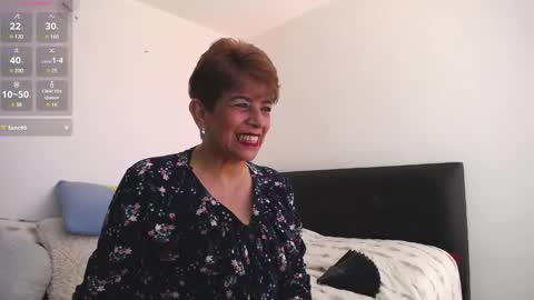 Snapshot of angelina_stone_65 chatting on 02-10-25, 02:05 Angelina online show from 02-10-25, 02:05
