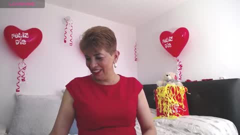 Snapshot of angelina_stone_65 chatting on 02-13-25, 09:27 Angelina online show from 02-13-25, 09:27