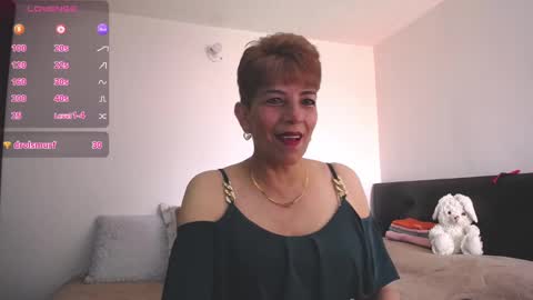 Snapshot of angelina_stone_65 chatting on 02-18-25, 01:44 Angelina online show from 02-18-25, 01:44