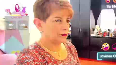Snapshot of angelina_stone_65 chatting on 09-09-25, 01:54 Angelina online show from 09-09-25, 01:54