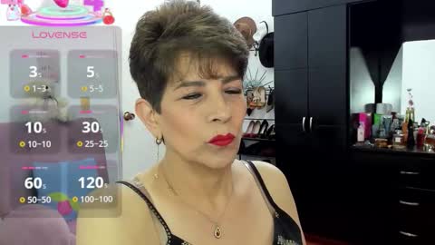 Snapshot of angelina_stone_65 chatting on 10-14-25, 11:05 Angelina online show from 10-14-25, 11:05