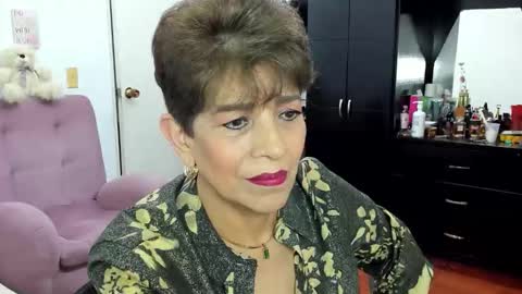 Snapshot of angelina_stone_65 chatting on 10-18-25, 12:57 Angelina online show from 10-18-25, 12:57