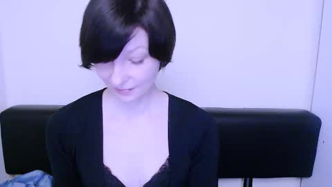 Angelina online show from 01-22-25, 11:23
