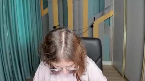 Snapshot of angelinalow chatting on 11-08-25, 06:46 AngelinaLow online show from 11-08-25, 06:46