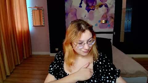 AngelinaLow online show from 03-03-26, 12:22