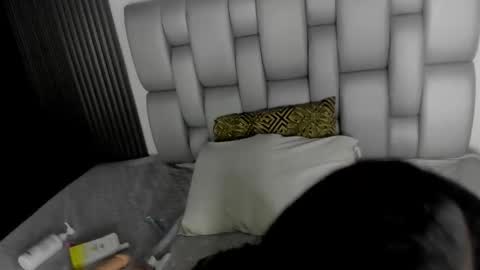 Snapshot of angeline_bleak chatting on 11-15-25, 12:02 angeline_bleak online show from 11-15-25, 12:02