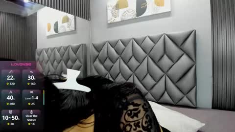 Snapshot of angeline_bleak chatting on 12-19-25, 12:12 angeline_bleak online show from 12-19-25, 12:12