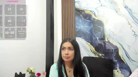 Snapshot of angelinee39 chatting on 10-20-25, 08:59 angeline online show from 10-20-25, 08:59