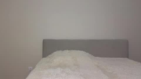 Snapshot of angelinejo chatting on 05-04-26, 03:35 Angel online show from 05-04-26, 03:35
