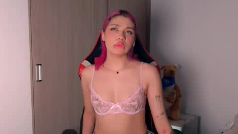 Angelinhaa  online show from 12-23-25, 01:36