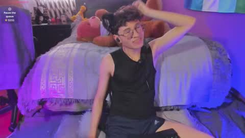 Angel online show from 03-08-26, 05:39