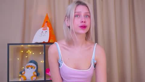 Ennie online show from 10-31-25, 07:26