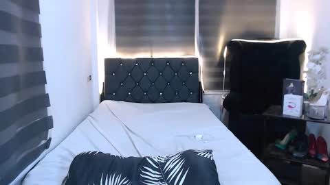 angella_dior online show from 09-14-25, 06:07