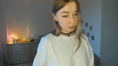 angella_mills online show from 11-06-25, 06:14