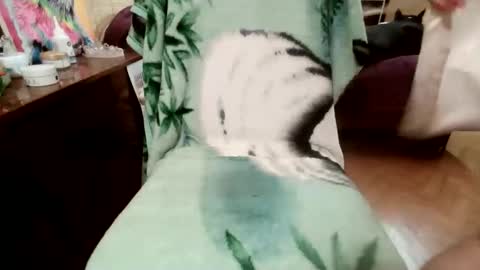 angelleah online show from 11-14-25, 07:34