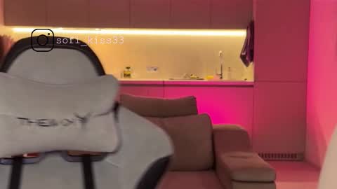 angelmi171 online show from 12-14-25, 03:06