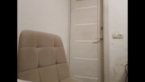 Snapshot of angelo4ek_olya chatting on 01-29-25, 04:19 Your dreams best breasts online show from 01-29-25, 04:19