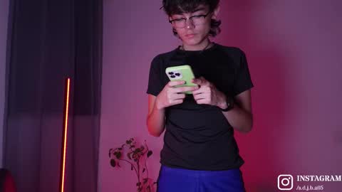 Angelo I work from home this is my room  online show from 02-05-26, 02:16