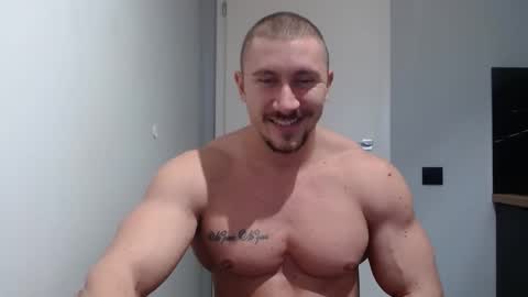  ------- SEX SHOW WITH GUYS AND GIRLS  MUSCLE SHOW online show from 12-02-24, 11:56