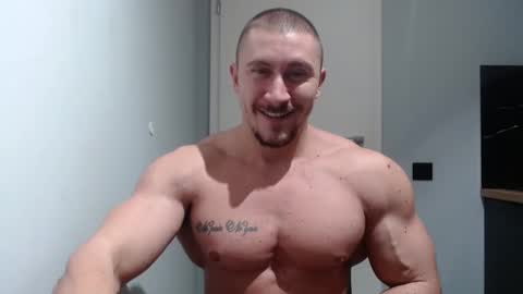  ------- SEX SHOW WITH GUYS AND GIRLS  MUSCLE SHOW online show from 12-03-24, 08:50