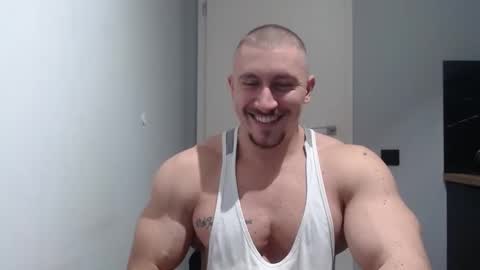  ------- SEX SHOW WITH GUYS AND GIRLS  MUSCLE SHOW online show from 02-14-25, 07:33
