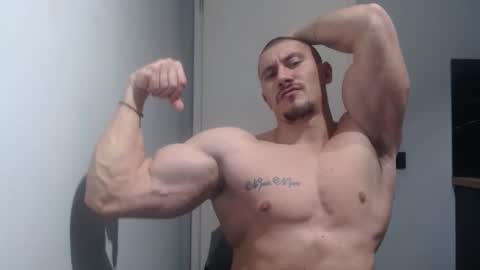  ------- SEX SHOW WITH GUYS AND GIRLS  MUSCLE SHOW online show from 02-20-25, 07:41