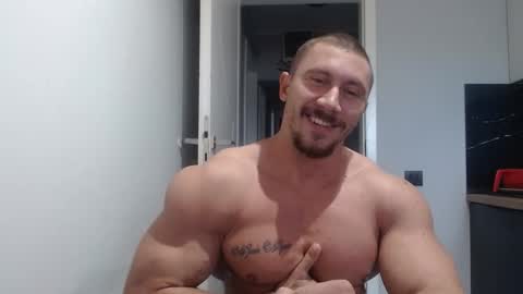  ------- SEX SHOW WITH GUYS AND GIRLS  MUSCLE SHOW online show from 10-01-25, 08:09