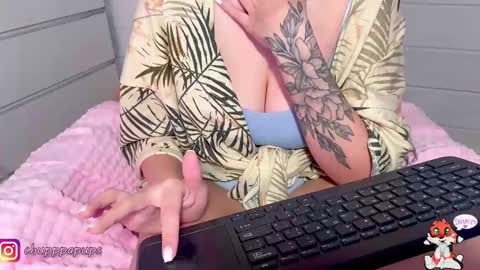 Snapshot of angelok_ chatting on 02-21-25, 07:12 My name is Ena. You will make me very happy if you subscribe. Love you  online show from 02-21-25, 07:12