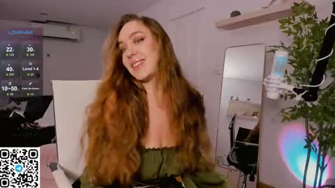 Snapshot of angelpaull chatting on 09-23-25, 09:18 Angel online show from 09-23-25, 09:18