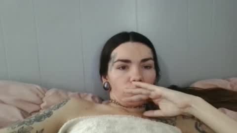 Snapshot of angelpolerina chatting on 11-04-25, 06:29 angelpolerina online show from 11-04-25, 06:29