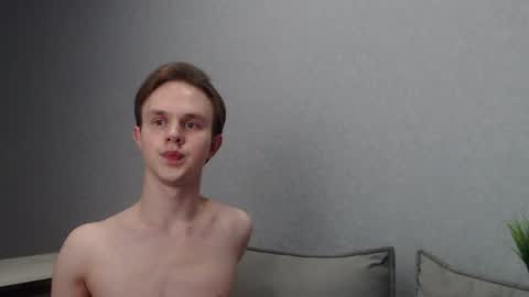 Angel online show from 02-13-25, 06:59