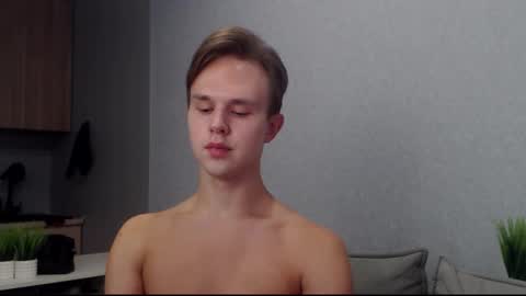 Angel online show from 10-09-25, 08:56