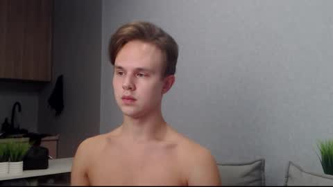 Snapshot of angelraaay chatting on 10-13-25, 08:03 Angel online show from 10-13-25, 08:03